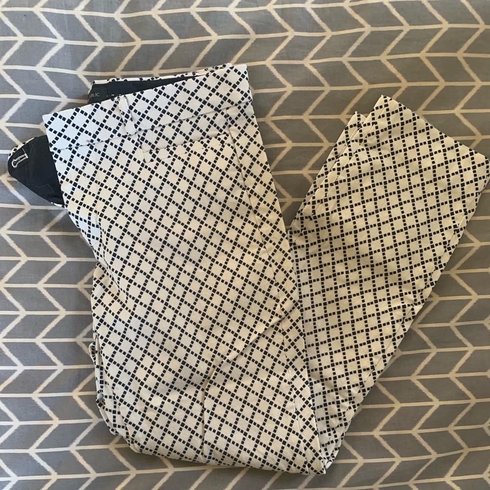 Black + white pattern Banana Republic Sloan pants